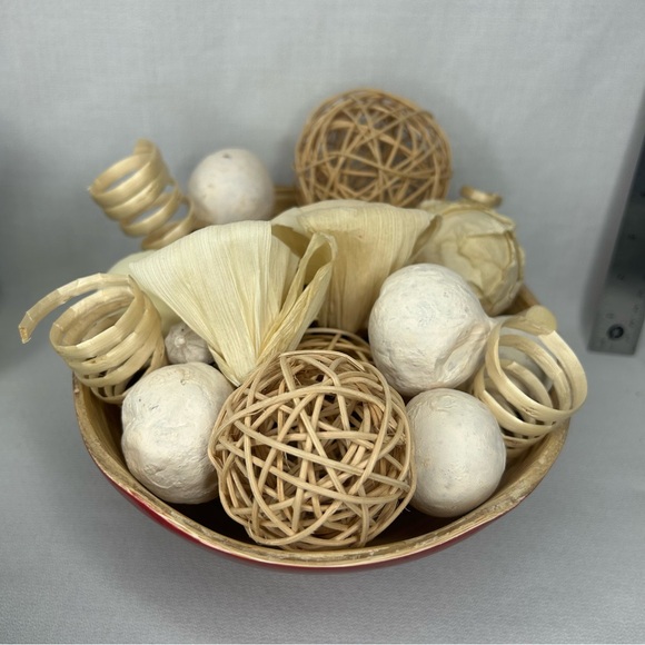Bamboo Bowl w/Wicker Balls, Dried Orbs, Corn Husk Flowers, Spirals, Filler - Picture 5 of 9
